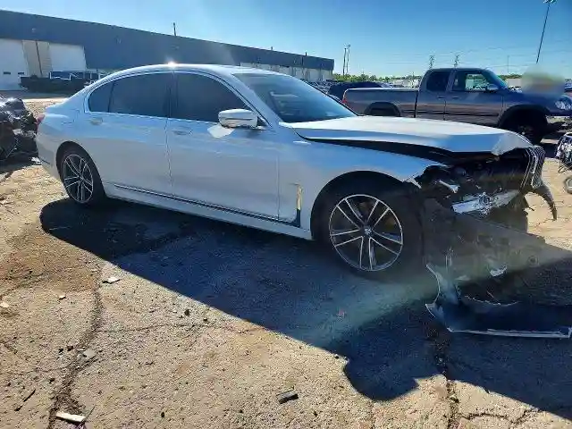 WBA7U2C02MCF93326 2021 BMW 7 SERIES-3