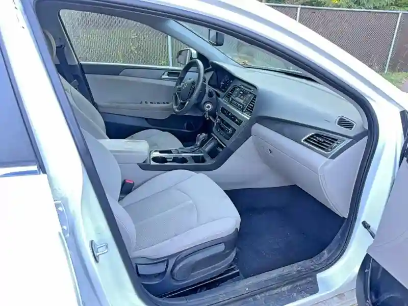 5NPE24AF9GH385775 2016 HYUNDAI SONATA-4