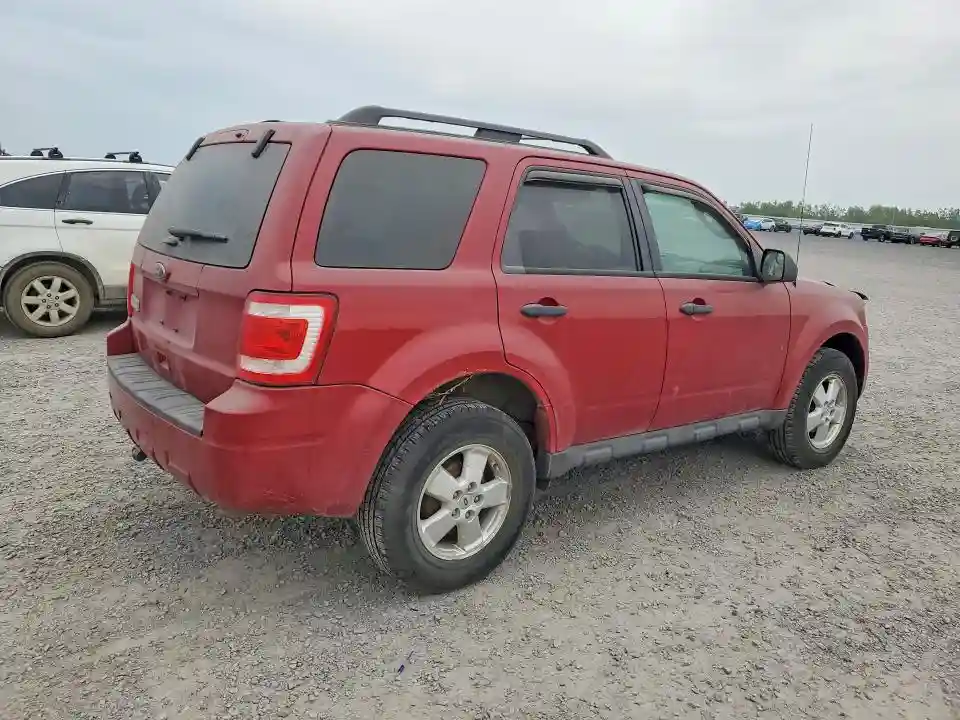 1FMCU0D7XBKA77003 2011 FORD ESCAPE-2