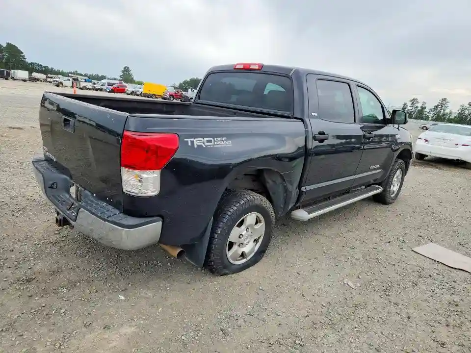 5TFEY5F1XAX077818 2010 TOYOTA TUNDRA-2