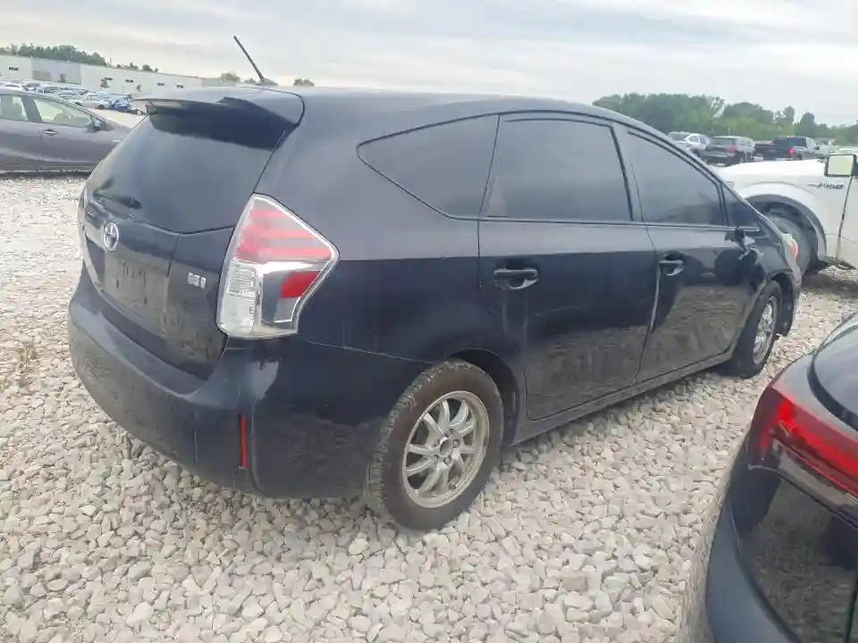 JTDZN3EU3HJ059345 2017 TOYOTA PRIUS V TW-2