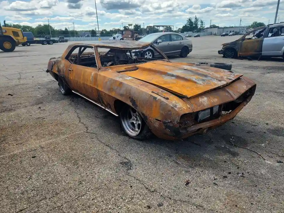 124379N651270 1969 CHEVROLET CAMARO-3