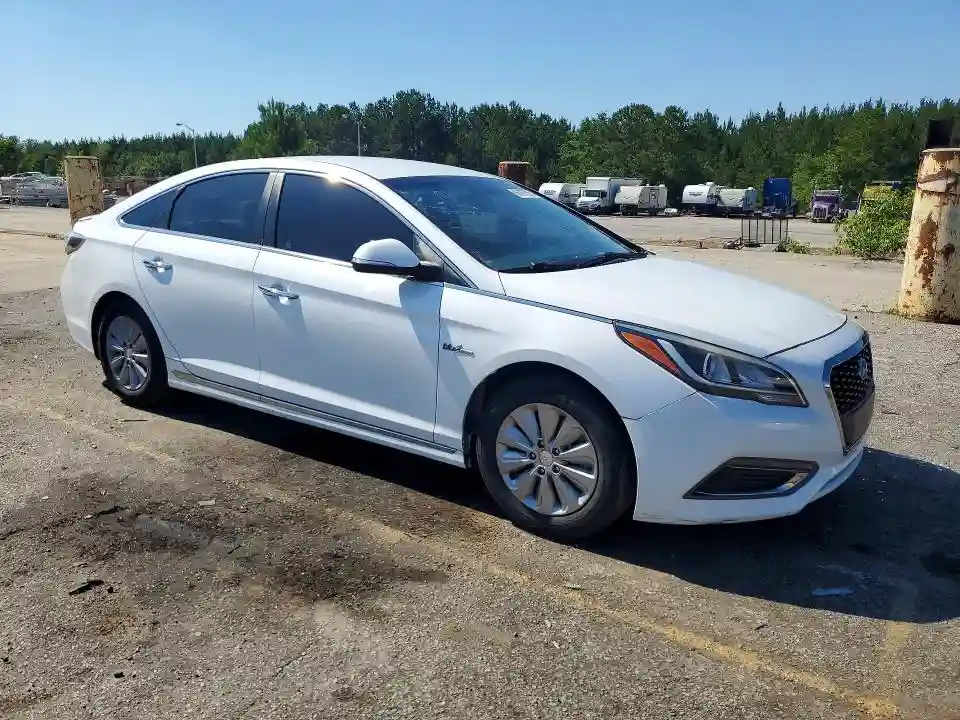 KMHE24L15HA059137 2017 HYUNDAI SONATA-3