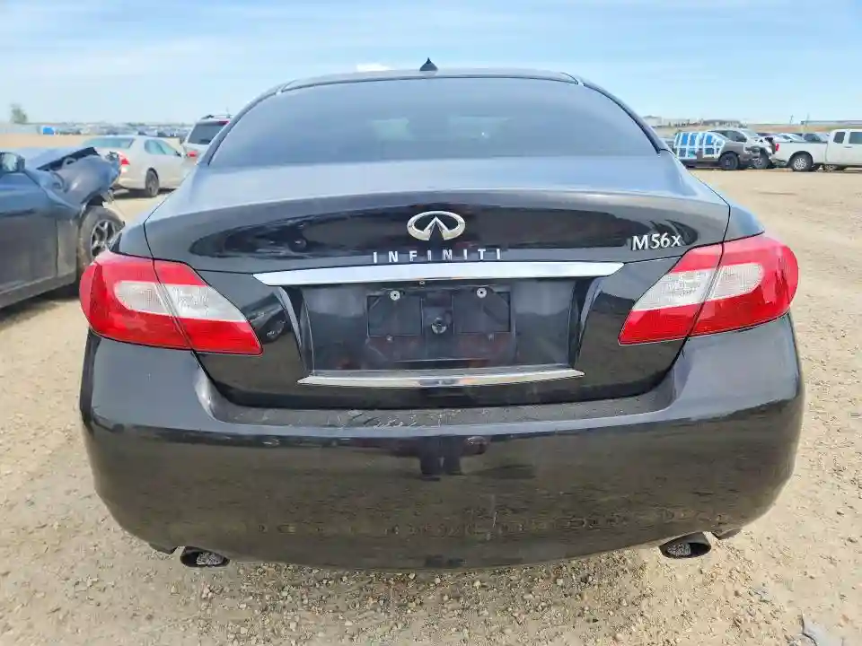 JN1AY1AR0CM580138 2012 INFINITI M56-5