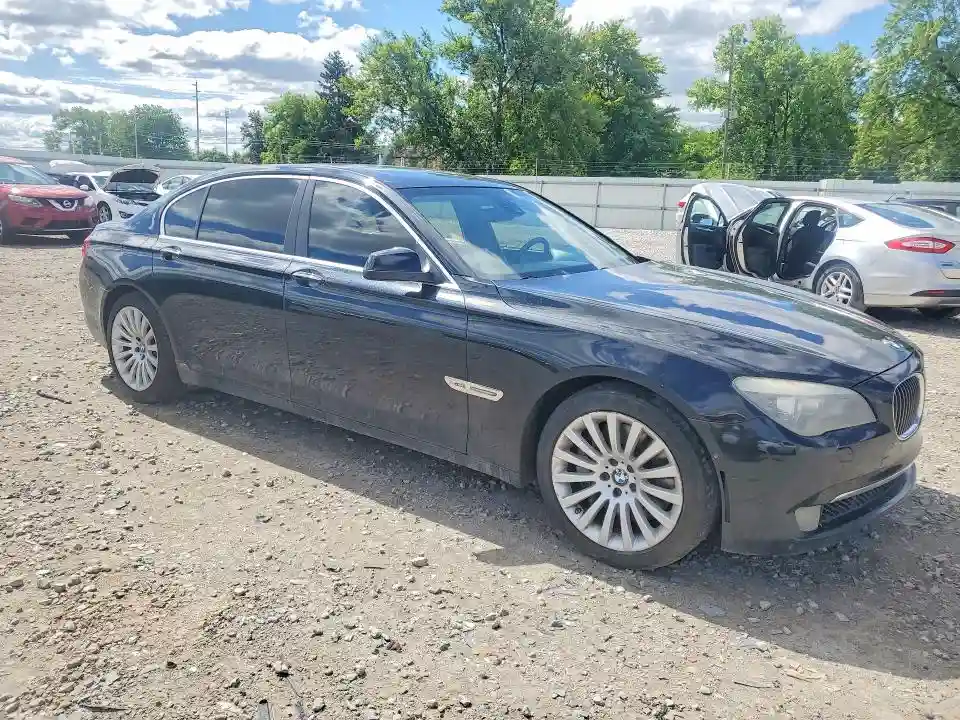 WBAKC8C59CC435945 2012 BMW 7 SERIES-3