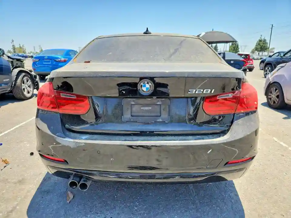 WBA3C1C58DF444261 2013 BMW 3 SERIES-5