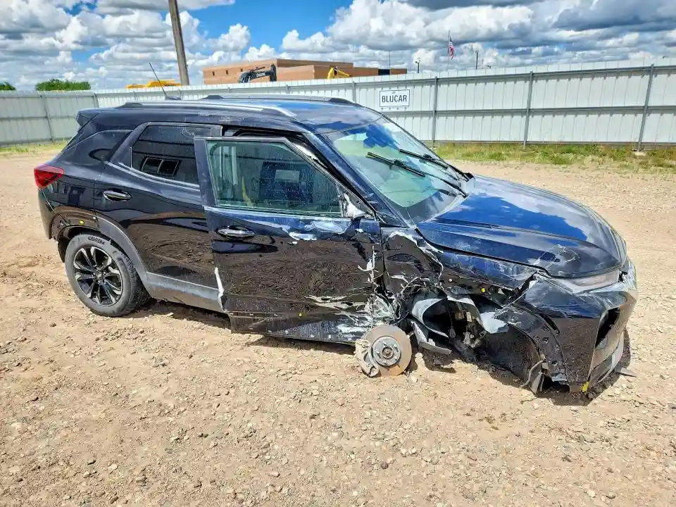 KL79MRSL2PB111670 2023 CHEVROLET TRAILBLAZE-3