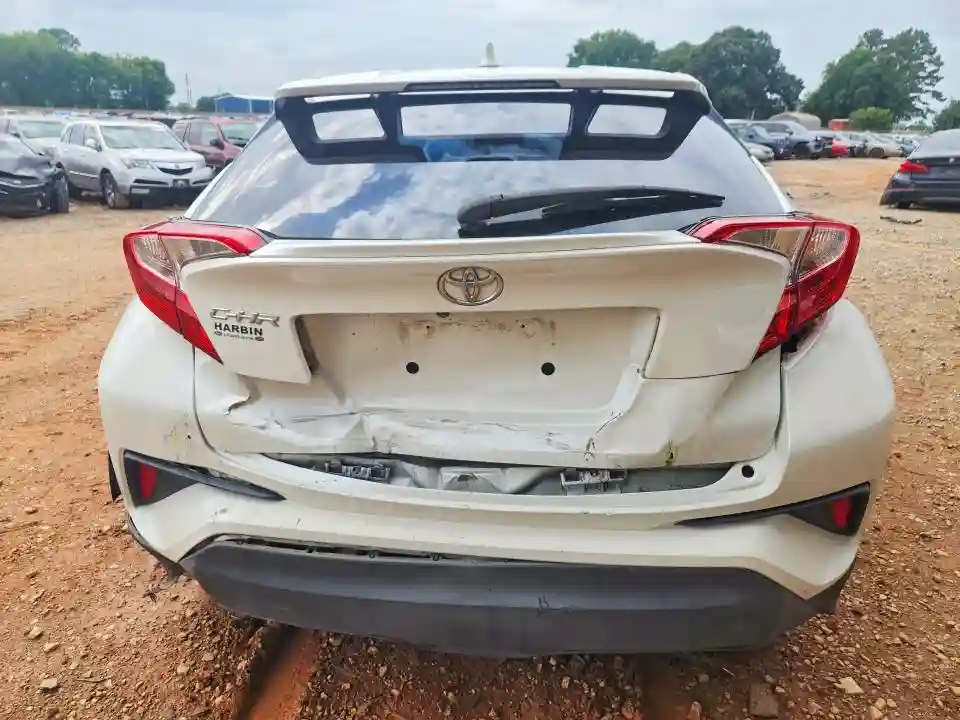 NMTKHMBX7KR070550 2019 TOYOTA C-HR-5