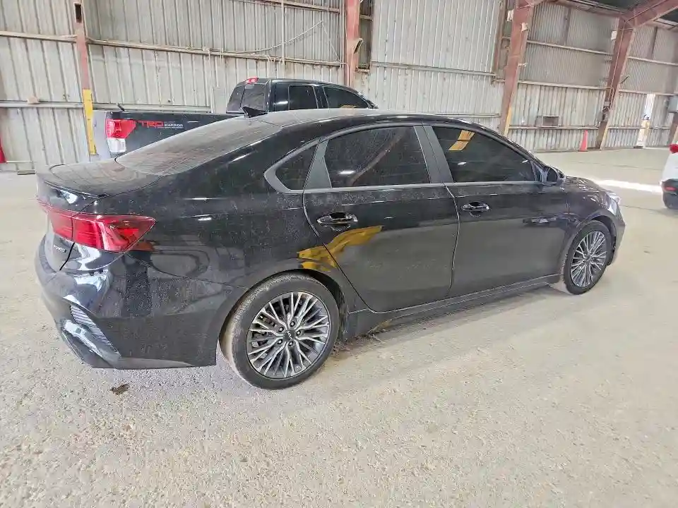 3KPF54AD6RE691317 2024 KIA FORTE-2