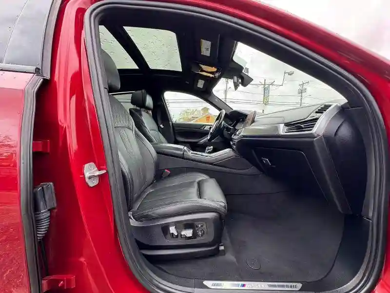 5UXCY8C09M9E51267 2021 BMW X6-4