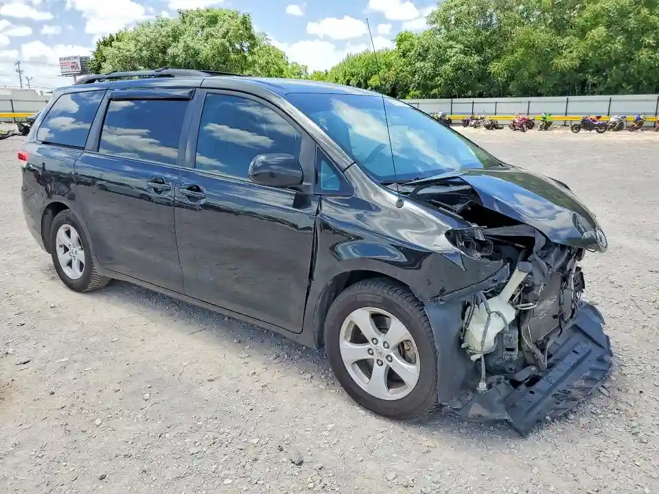 5TDKK3DC5BS097110 2011 TOYOTA SIENNA-3