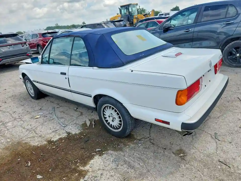 WBABB1300K8275079 1989 BMW 3 SERIES-1