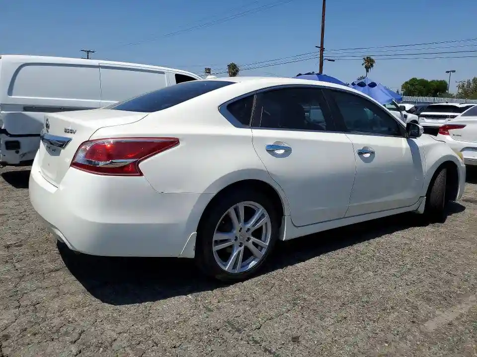 1N4BL3AP2DN523810 2013 NISSAN ALTIMA-2