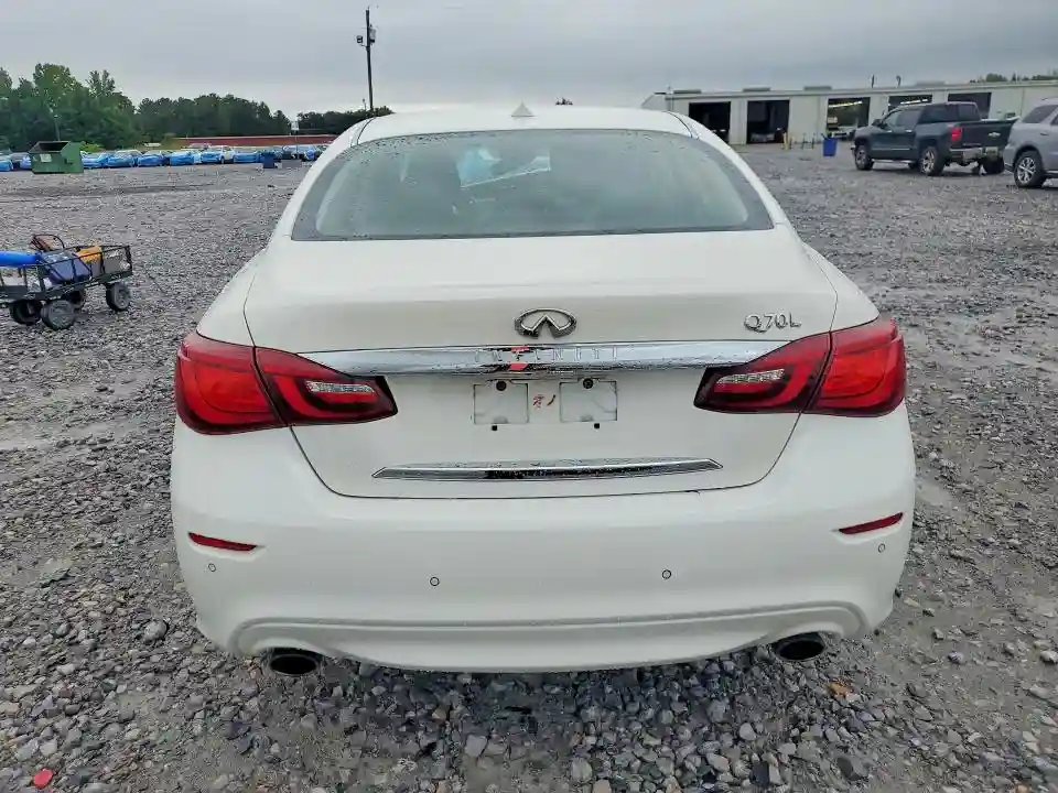 JN1BY1PP9GM631412 2016 INFINITI Q70-5