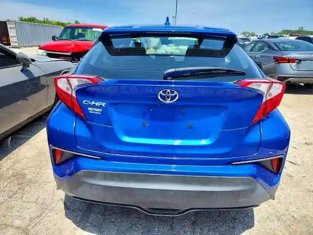 NMTKHMBX2JR055503 2018 TOYOTA C-HR-5