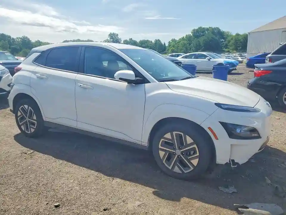 KM8K23AG0PU190977 2023 HYUNDAI KONA-3