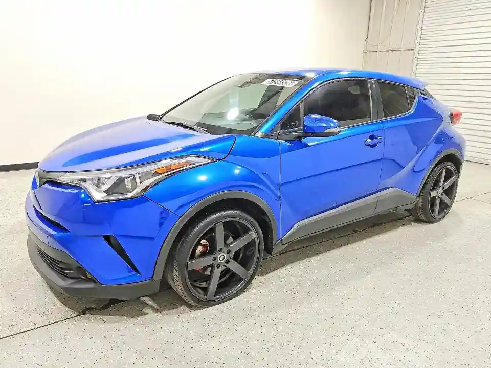JTNKHMBX1J1000938 2018 TOYOTA C-HR-0