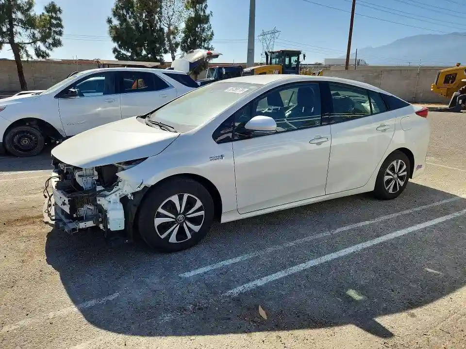 JTDKARFP2K3105803 2019 TOYOTA PRIUS-0