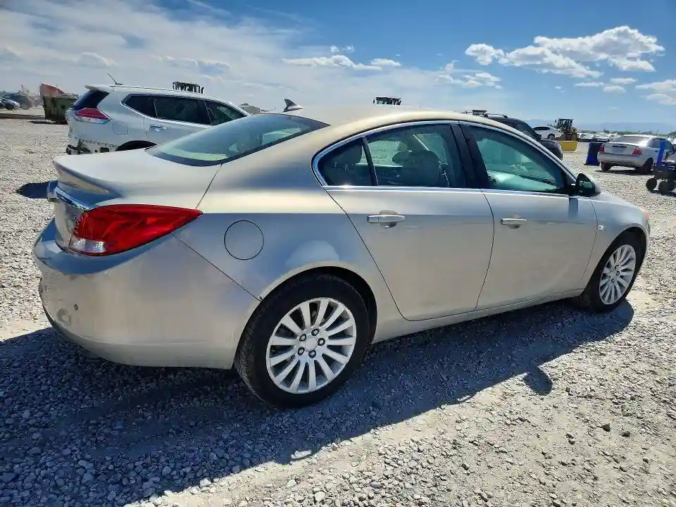 W04GS5ECXB1057029 2011 BUICK REGAL-2