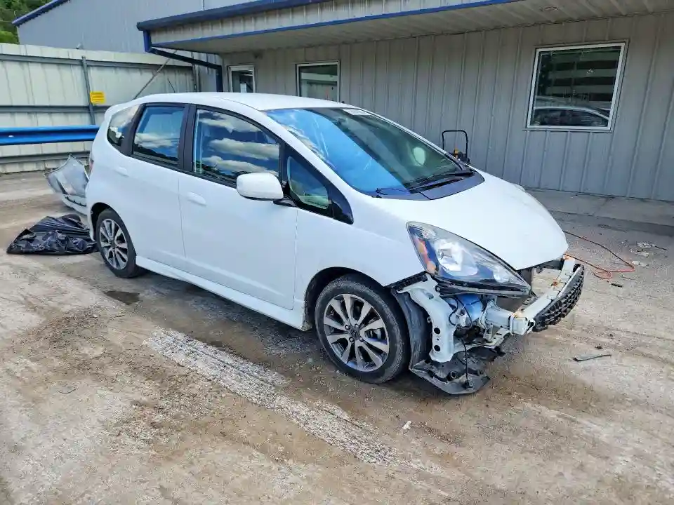 JHMGE8H54DC071090 2013 HONDA FIT-3