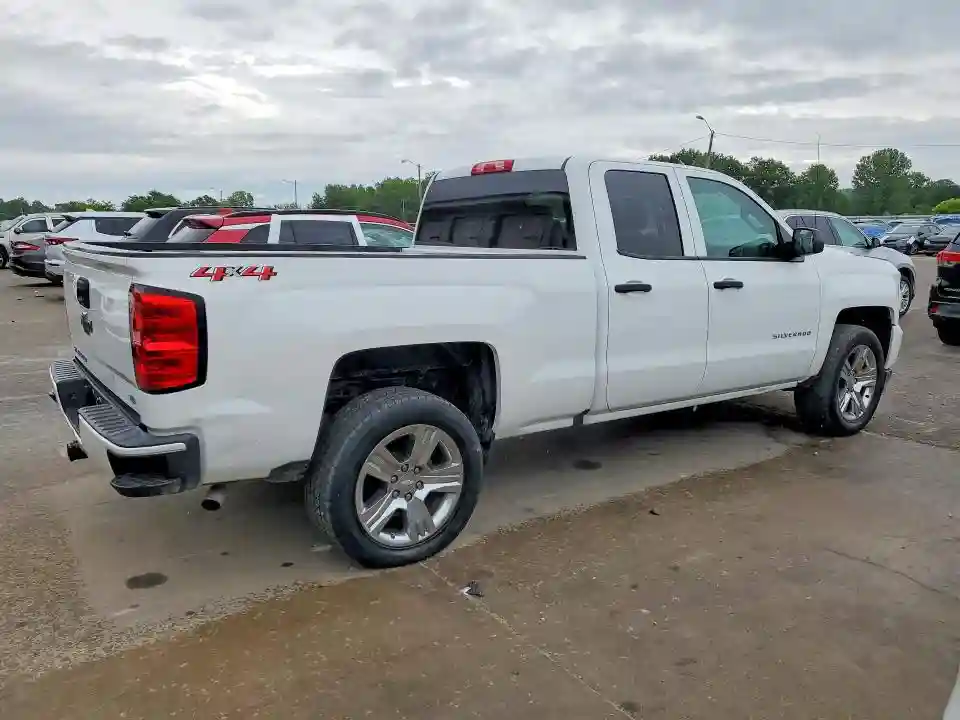 2GCVKMEC6K1173524 2019 CHEVROLET SILVERADO-2