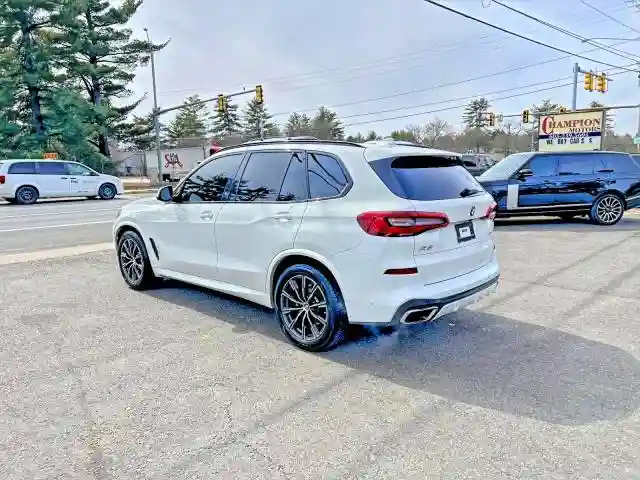 5UXCR6C07LLL75726 2020 BMW X5-2