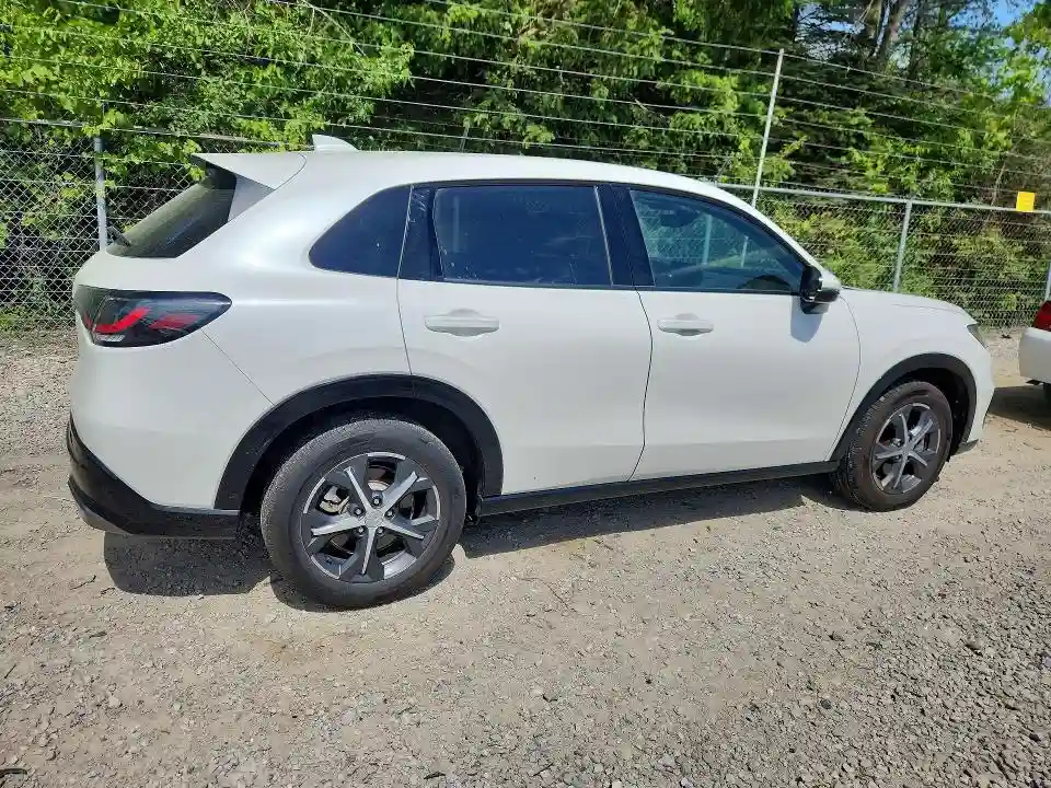 3CZRZ2H75SM778265 2025 HONDA HR-V-2