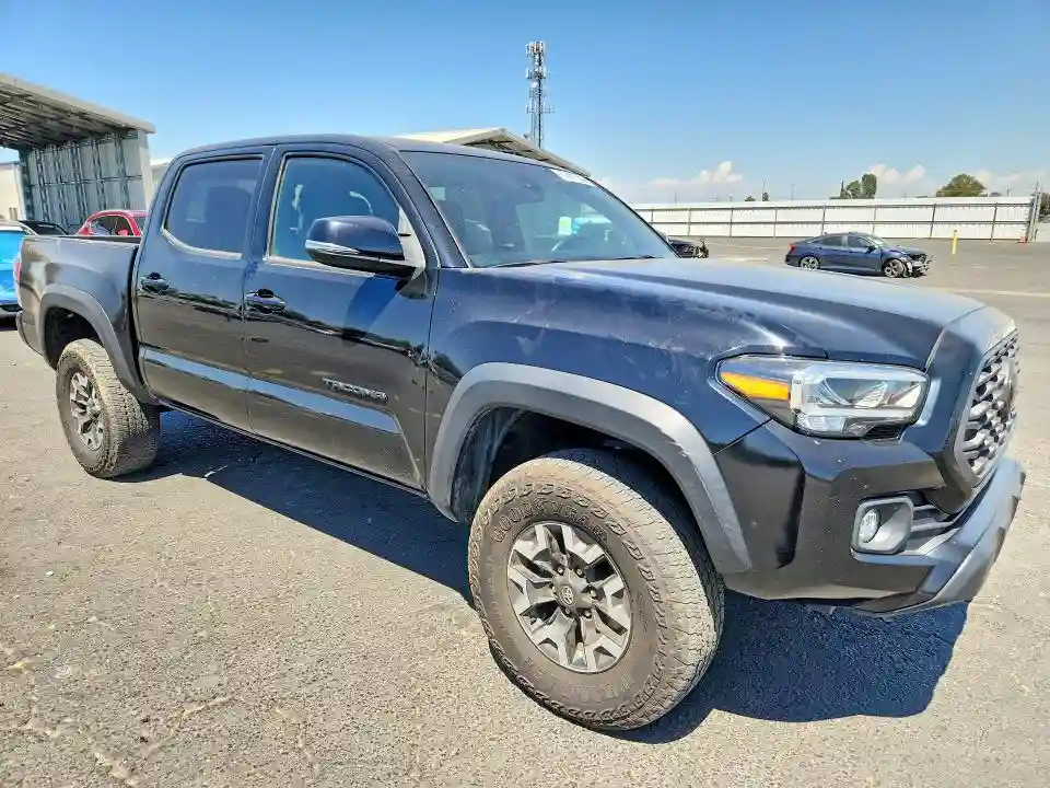 3TMCZ5AN0NM495864 2022 TOYOTA TACOMA-3