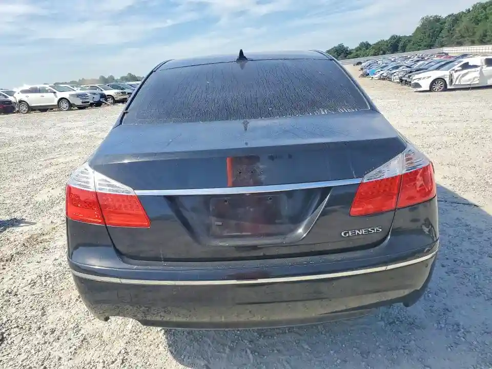 KMHGC4DE7AU073990 2010 HYUNDAI GENESIS-5