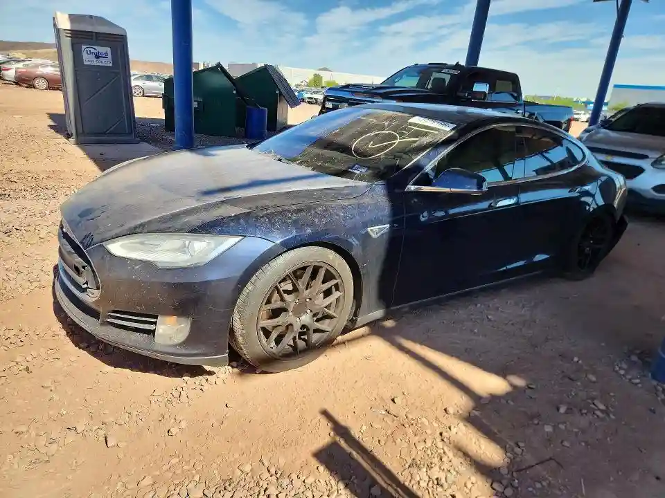 5YJSA1DP8DFP05834 2013 TESLA MODEL S-0