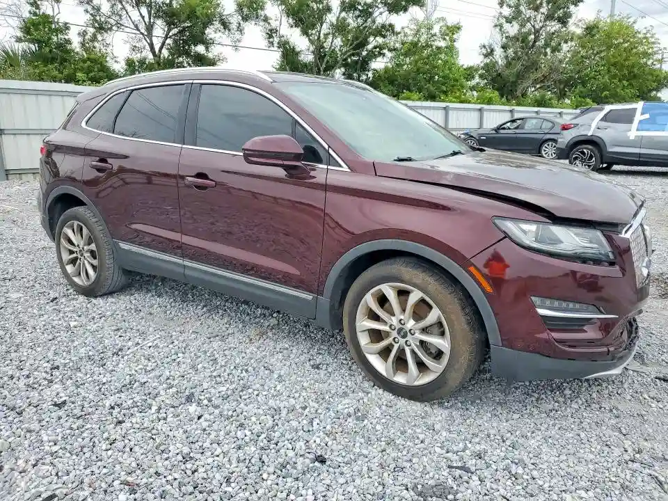 5LMCJ2C91KUL39631 2019 LINCOLN MKC-3