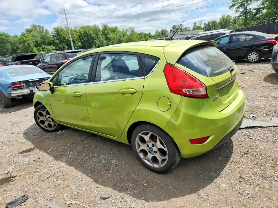 3FADP4FJ2BM165980 2011 FORD FIESTA-1