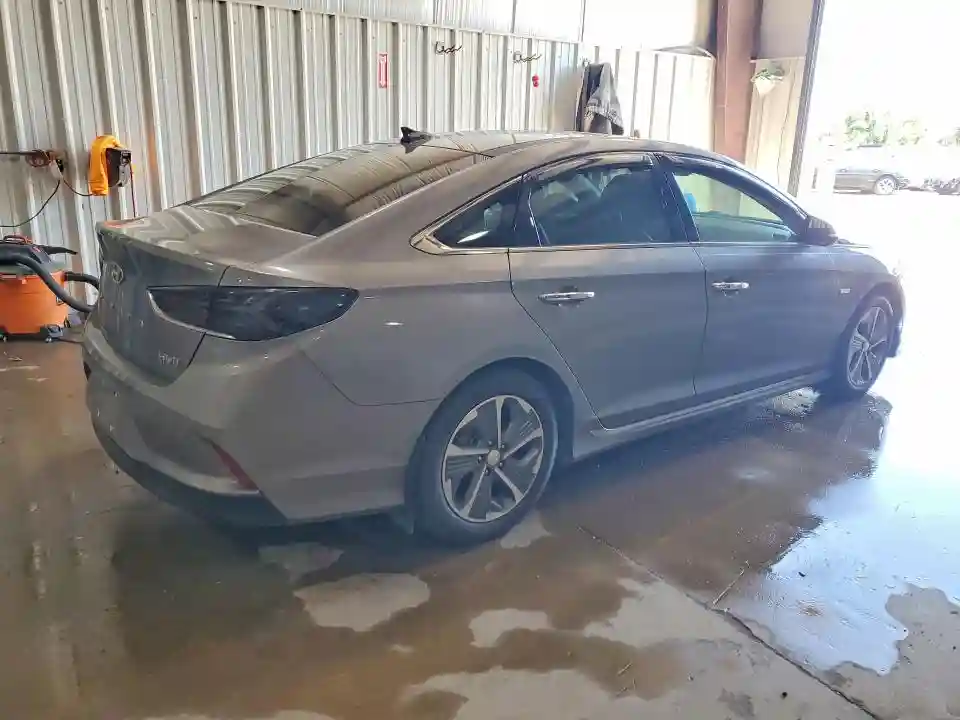 KMHE34L31JA083424 2018 HYUNDAI SONATA-2