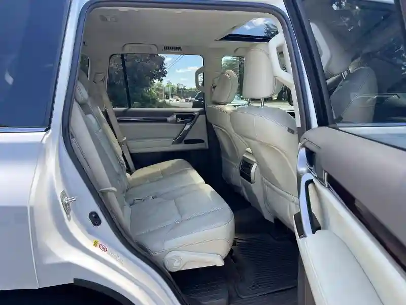 JTJBM7FX5H5167718 2017 LEXUS GX-5