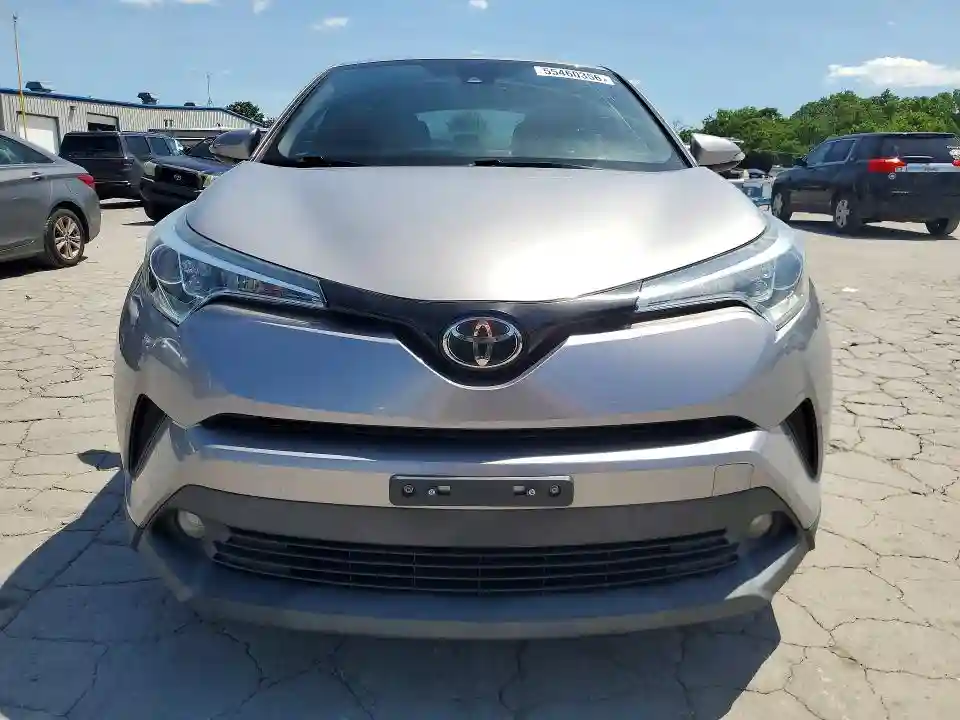 NMTKHMBX4JR035432 2018 TOYOTA C-HR-4