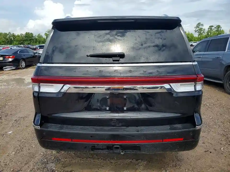 5LMJJ2TG6REL19658 2024 LINCOLN NAVIGATOR-5