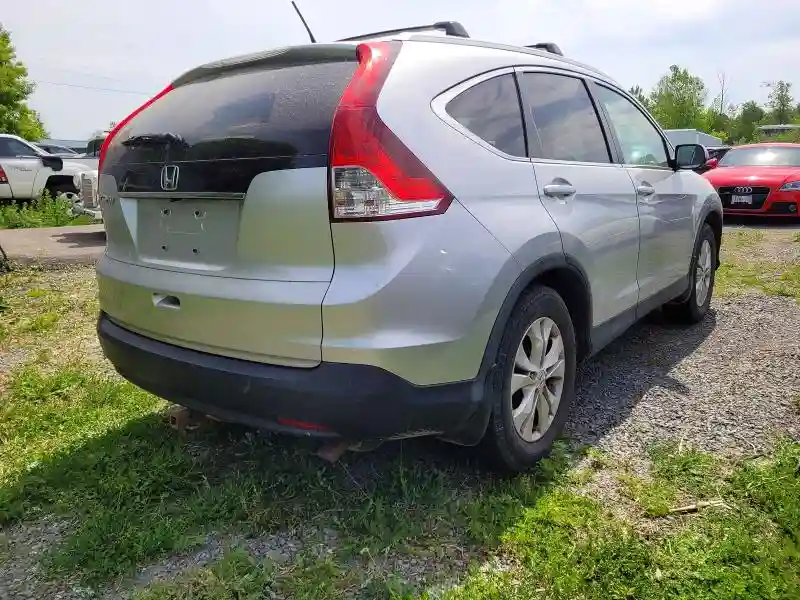 2HKRM3H58DH003332 2013 HONDA CRV-3