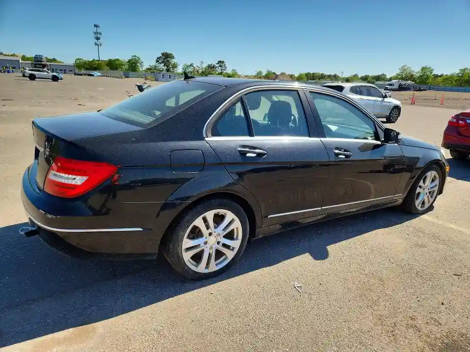 WDDGF4HB5DR273078 2013 MERCEDES-BENZ C-CLASS-2