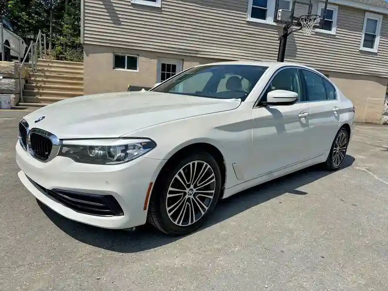 WBAJA5C59KWW18744 2019 BMW 5 SERIES-0
