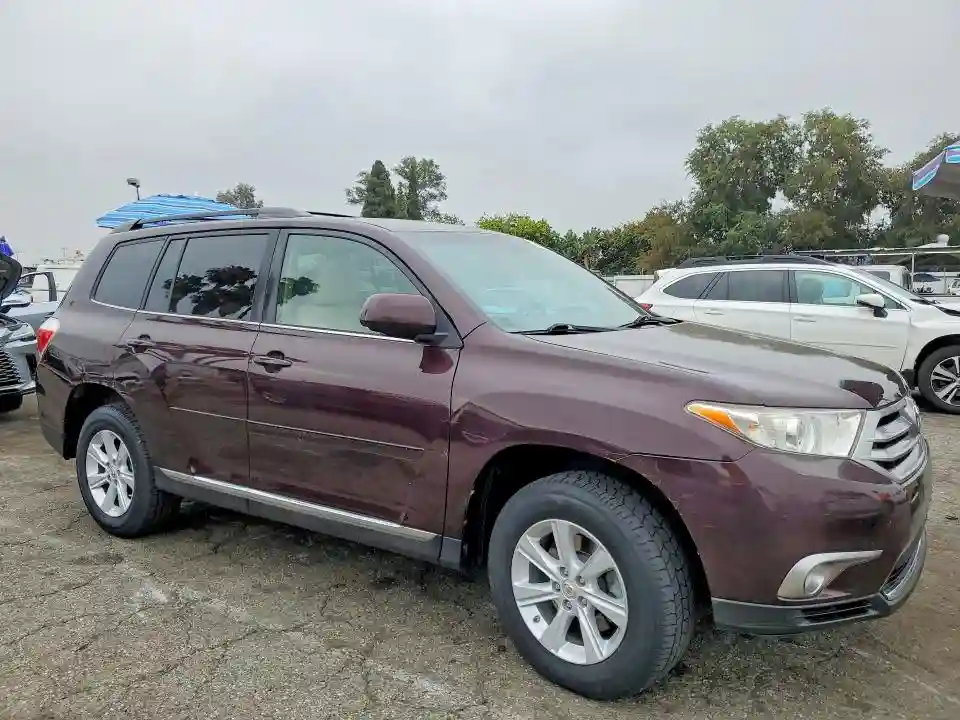 5TDBK3EH2BS047503 2011 TOYOTA HIGHLANDER-3
