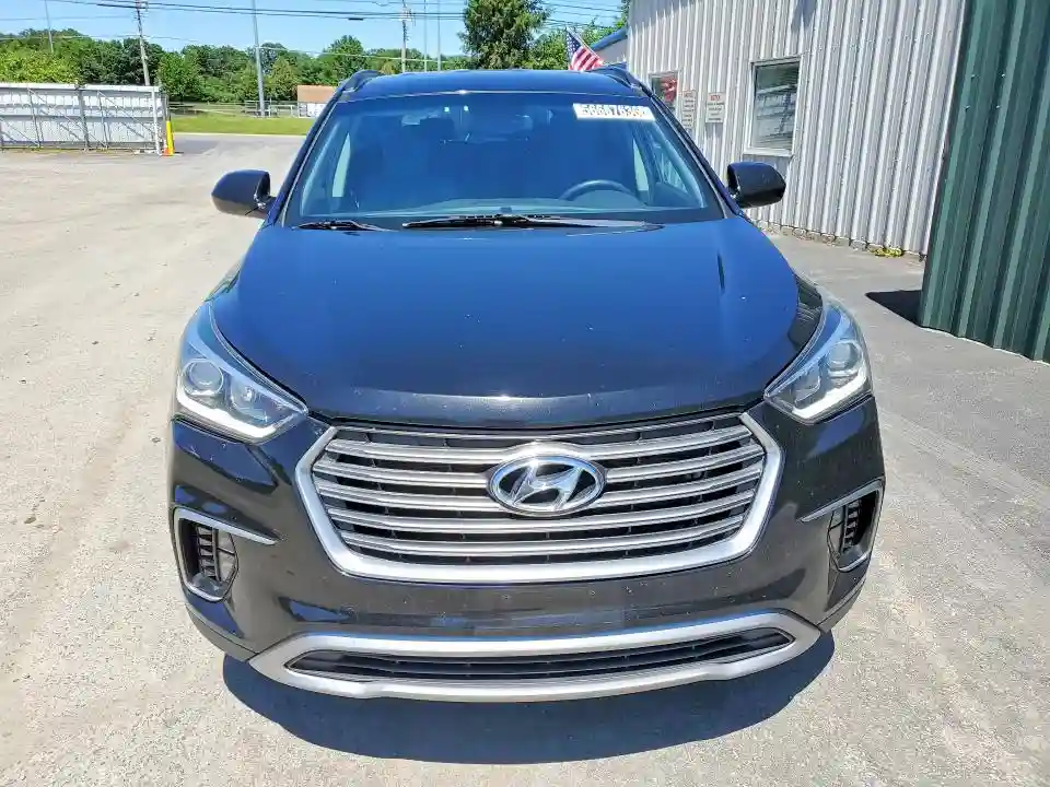 KM8SMDHF9HU207385 2017 HYUNDAI SANTA FE-4