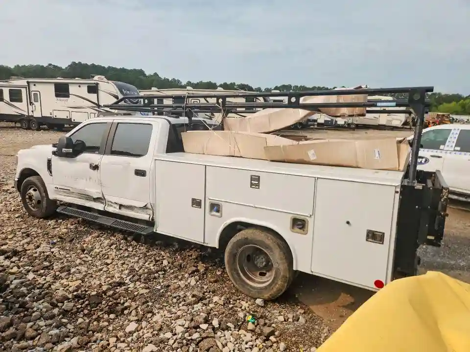 1FD8W3GT5NEC70916 2022 FORD F350-1