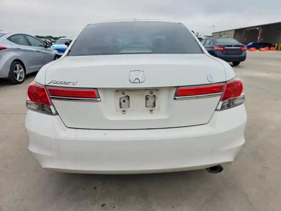 1HGCP2F82CA006870 2012 HONDA ACCORD-5