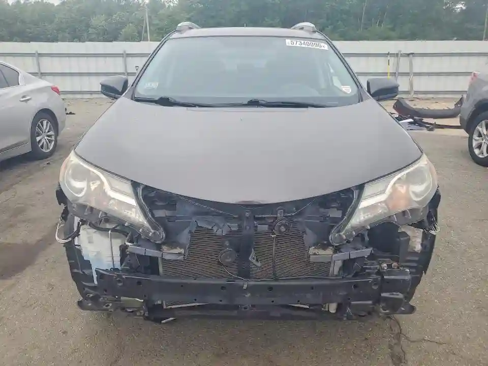 2T3BFREV0FW367193 2015 TOYOTA RAV4-4
