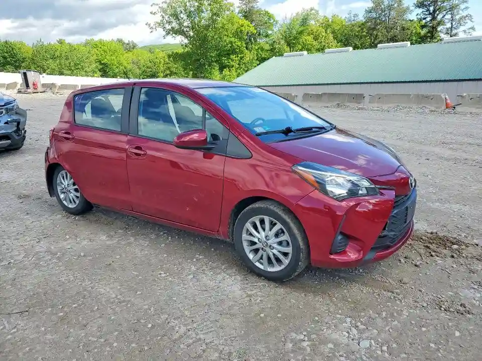 VNKKTUD30JA090779 2018 TOYOTA YARIS-3