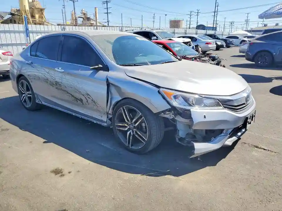 1HGCR2F59HA075451 2017 HONDA ACCORD SPO-3