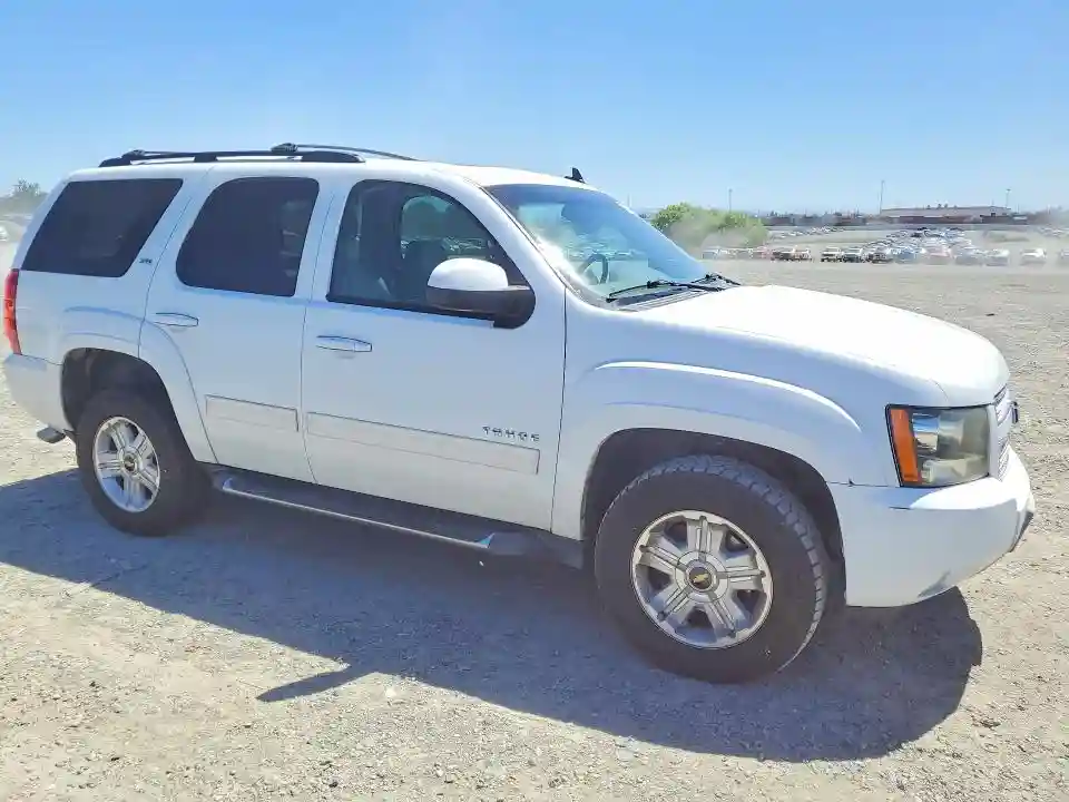 1GNSKBE08BR100750 2011 CHEVROLET TAHOE-3