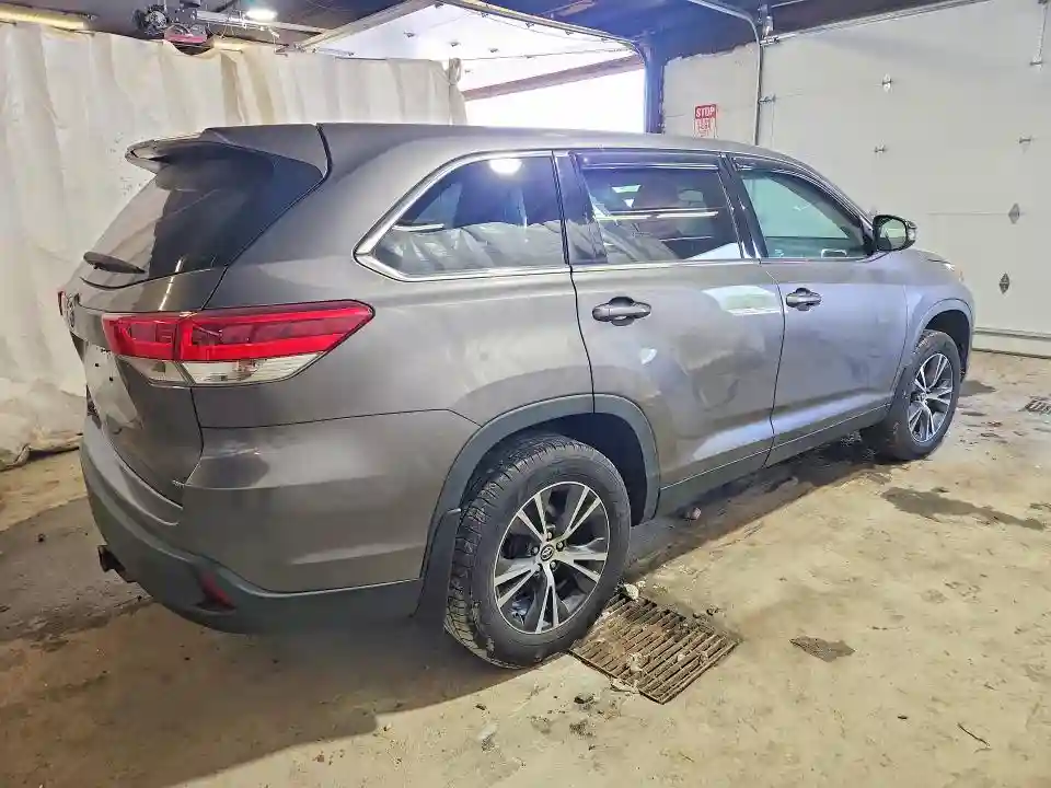 5TDBZRFH6KS704994 2019 TOYOTA HIGHLANDER-2