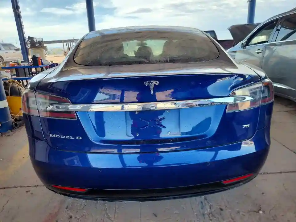 5YJSA1E14HF189536 2017 TESLA MODEL S-5