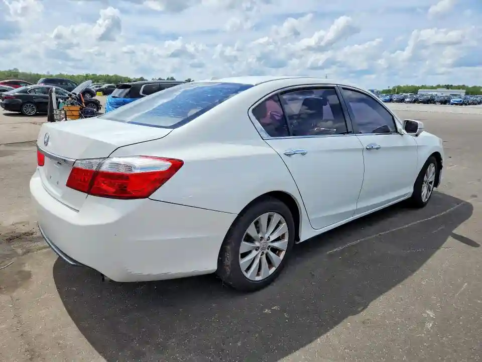 1HGCR2F82FA031864 2015 HONDA ACCORD-2